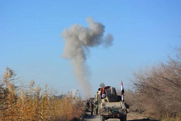 الدفاع الاتحادية تنفي قيام داعش قصف البغدادي بغاز الكلور